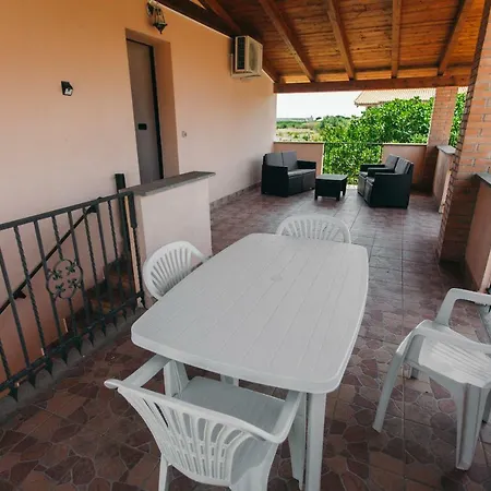 Apartment Domus Leonardo-private Free Parking Fiumicino