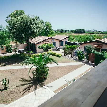 Domus Leonardo-private Free Parking